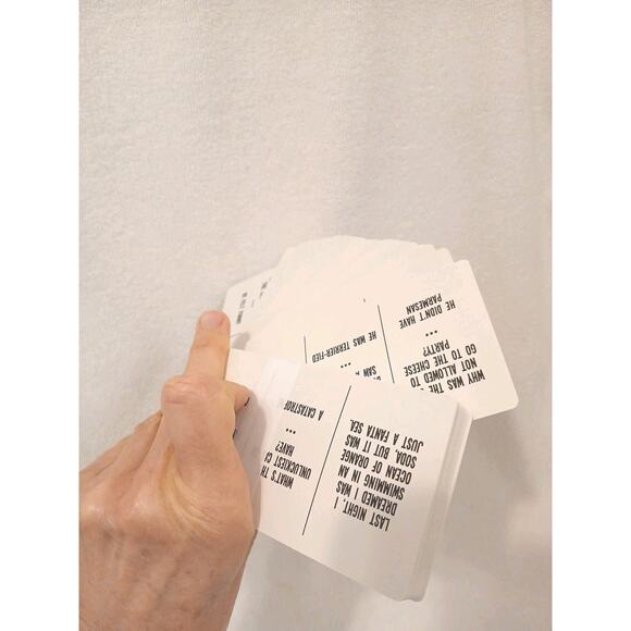 300 Totally Embarrassing Dad Jokes In A Box Fathers Day Gift Funny Family Party - Picture 5 of 6